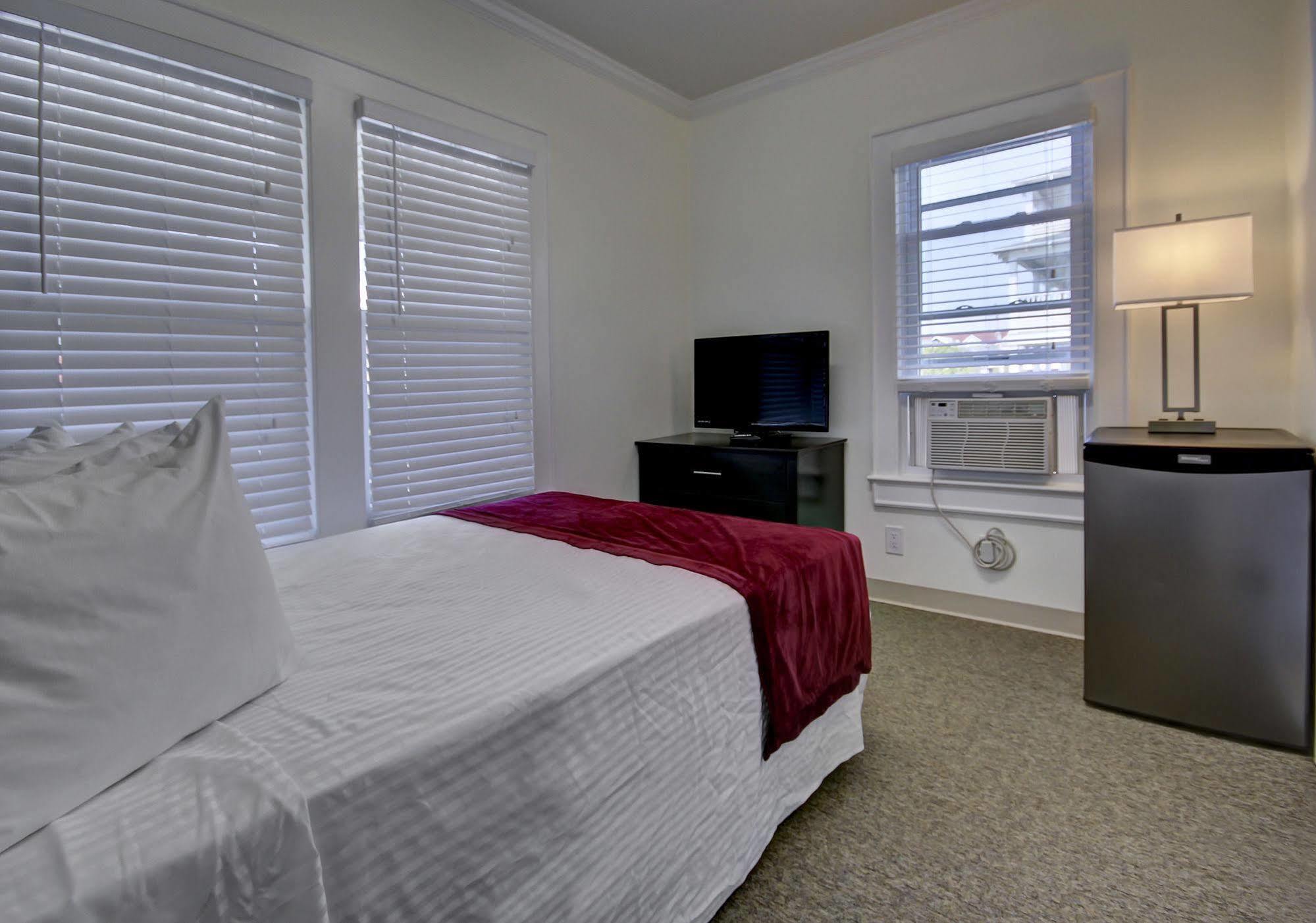 The Wellington Hotel & Suites Oceanblock Ocean City Buitenkant foto