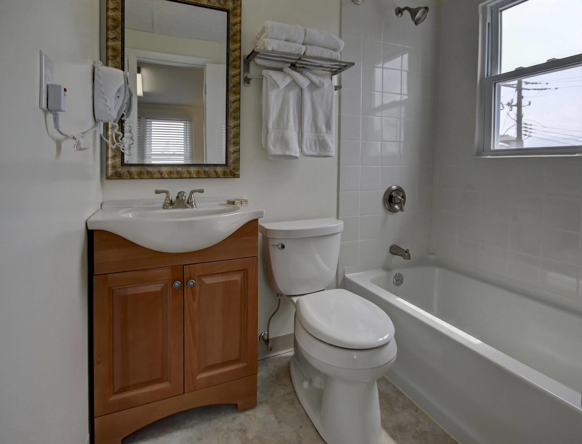 The Wellington Hotel & Suites Oceanblock Ocean City Buitenkant foto
