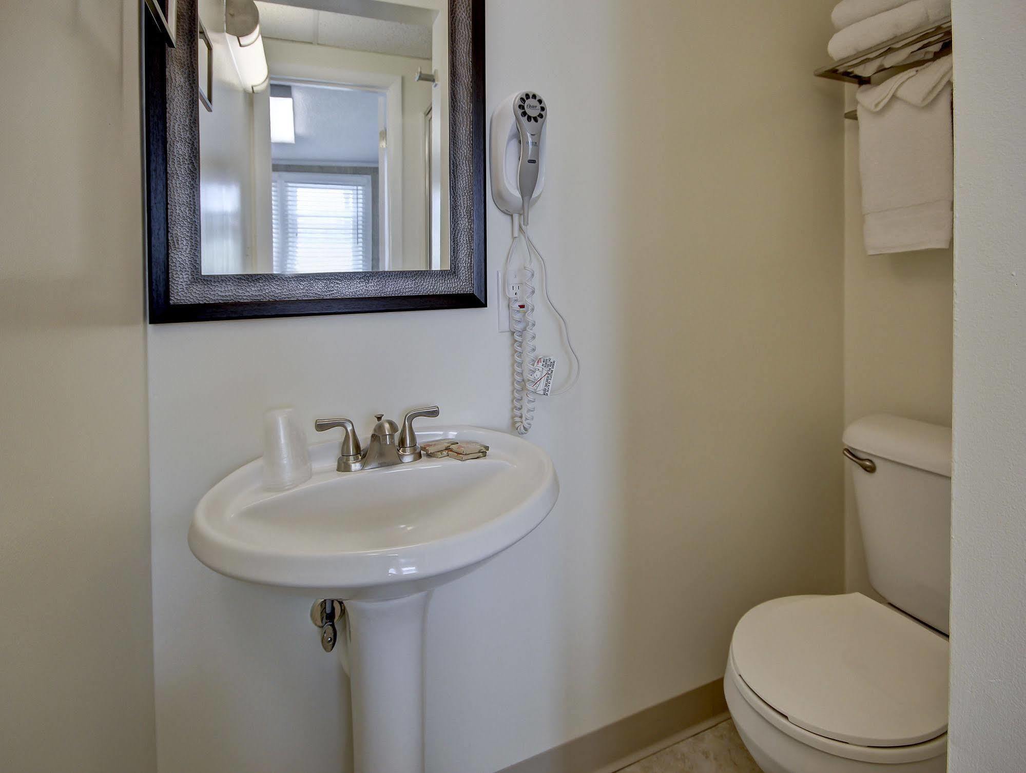 The Wellington Hotel & Suites Oceanblock Ocean City Buitenkant foto